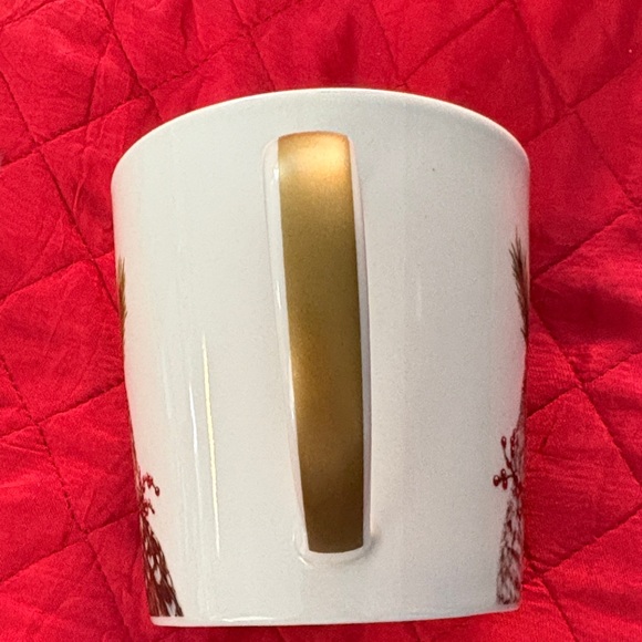 Vicky Sawyer “Candace Owl” Mug with Holly Design - Picture 4 of 4